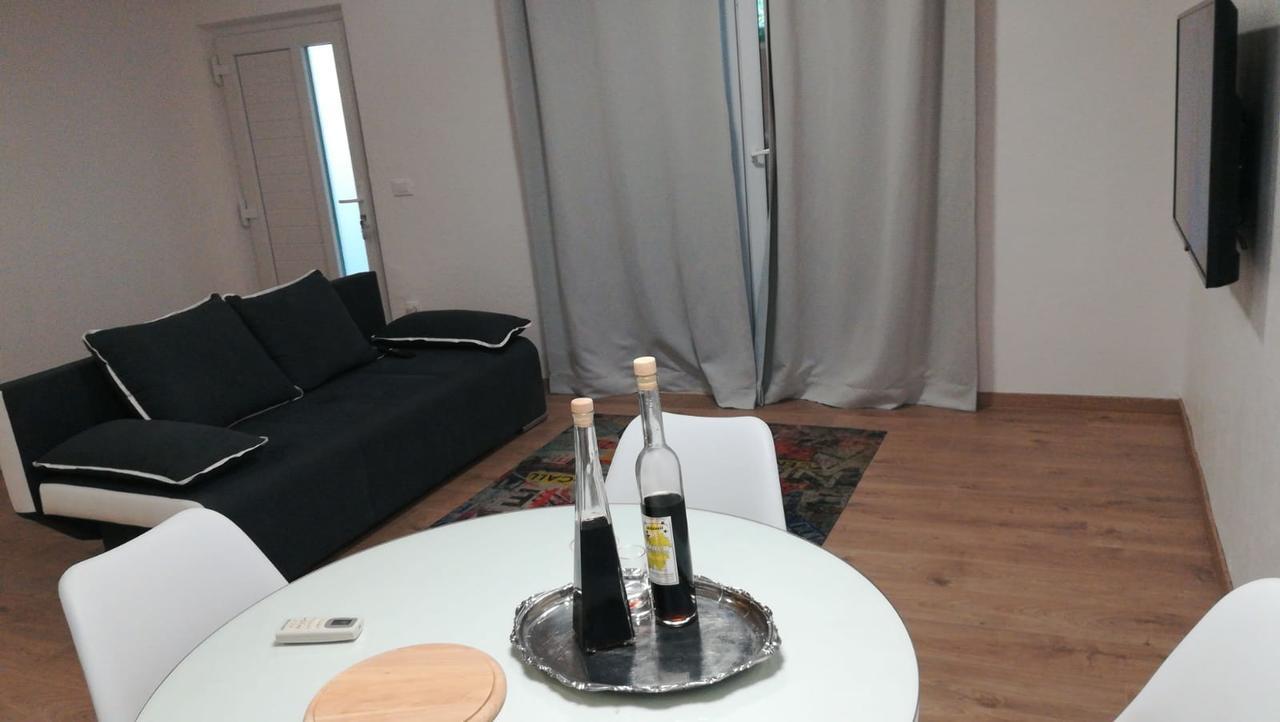 Centar Guest House Makarska Exteriör bild